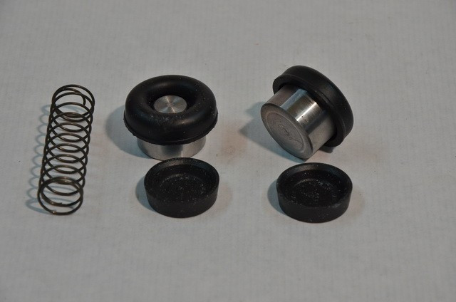 Kit réfection cylindre frein AR Peugeot
203